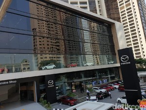 Diler Mazda Paling Mewah di Indonesia Resmi Beroperasi