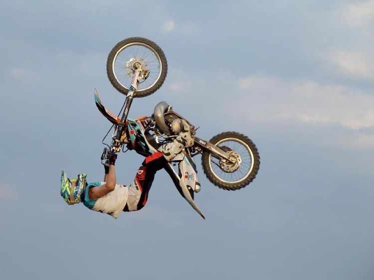 Melihat Lagi Aksi Roda Gila Motocross MXGP