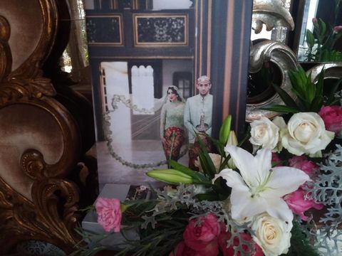 Jelang Menikah, Tania Nadira Gelar Siraman dengan Adat Jawa