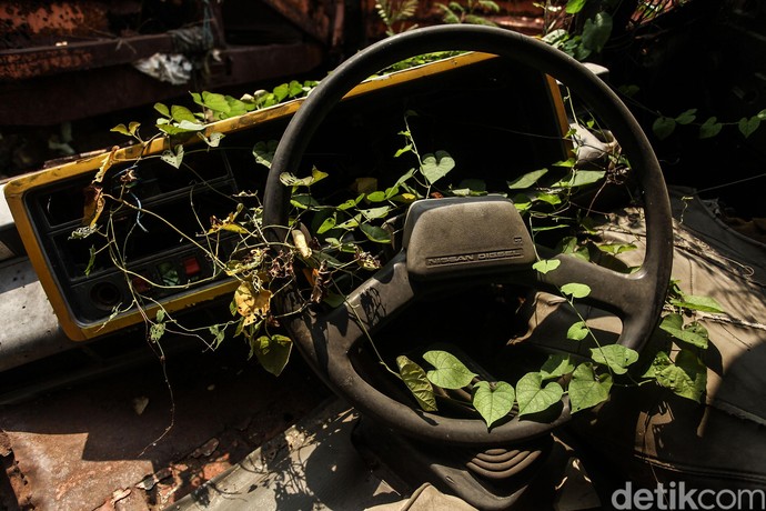 Penampakan Kuburan Truk Sampah Jakarta