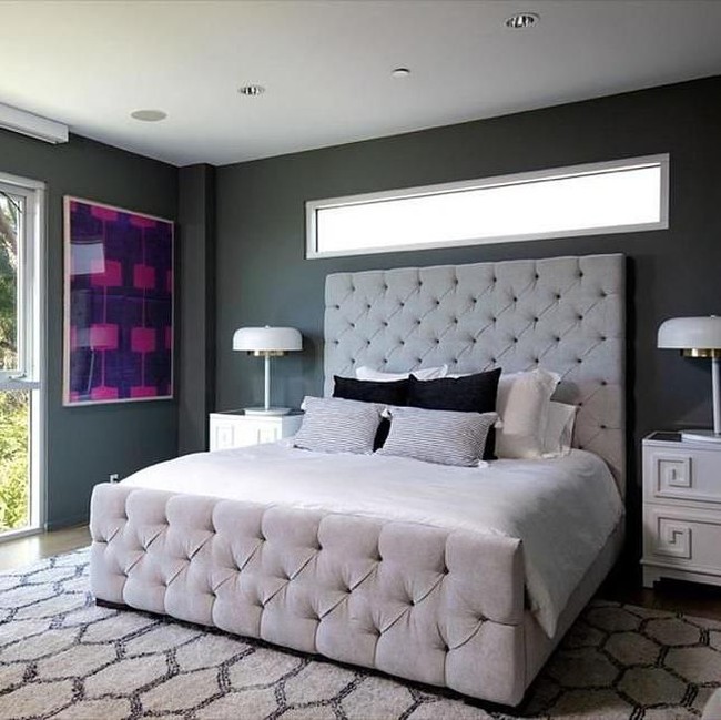 Kemewahannya tak sampai di situ. Rumah juga mempunyai fasilitas mewah seperti lounge, spa, serta kolam renang. Foto: Dok. MLS Multiple Listing Service