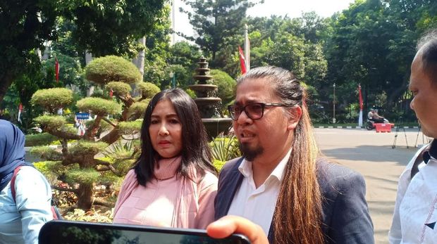 Tessa Mariska dan Indra Tarigan