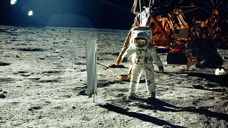 Sudah setengah abad sejak Neil Armstrong mendarat di bulan pada 20 Juli 1969. Berikut kumpulan foto dan deretan fakta menarik terkait misi Apollo 11. Yuk, simak