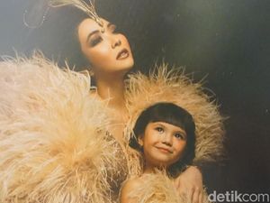 Roar...Inilah Gaya Luna Maya Sampai Gisella Jadi Hewan di Lion King