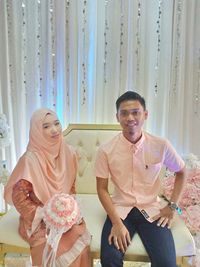 Syahrain dan istrinya