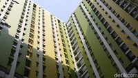 Di rusun ini terdapat 1.984 unit hunian dengan tipe 36. Hunian itu terletak persis diatas pusat perbelanjaan Pasar Rumput.