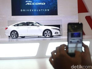 Beli Mobil Online Aman dari Penipuan, Kok
