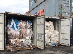 Kamboja Pulangkan Sampah Plastik 1.600 Ton ke AS dan Kanada