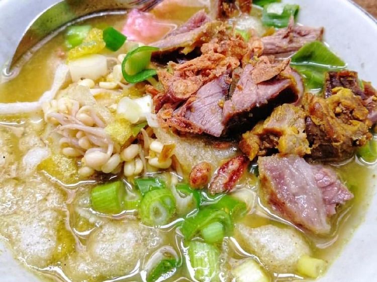 Awali Jumat dengan Sarapan Soto Sapi yang Gurih Mantul