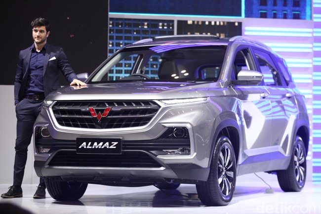 Berita Populer: Kejutan Wuling Almaz, Harga Suzuki Jimny