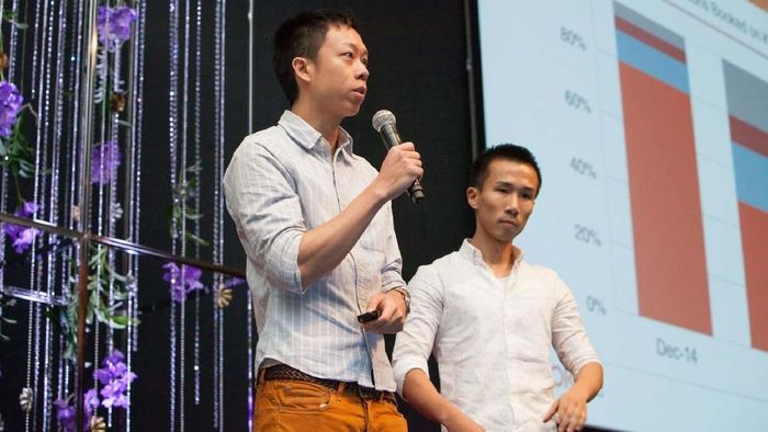Para pendiri Klook, Eric Gnock Fah (kiri) dan Ethan Lin. Foto: Dok. Reuters Para pendiri Klook, Eric Gnock Fah (kiri) dan Ethan Lin. Foto: Dok. Reuters