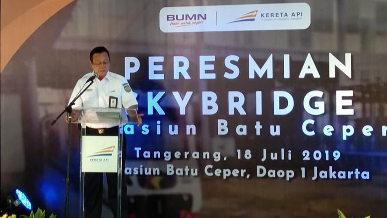 PT KAI Resmikan Skybridge Stasiun Batuceper Penghubung KRL-Kereta Bandara PT KAI Resmikan Skybridge Stasiun Batuceper Penghubung KRL-Kereta Bandara
