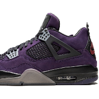 Nike Air Jordan hasil kolaborasi dengan rapper Travis Scott juga dilelang di sini. Sothebys mematok harga US$ 35 ribu sebagai awalan. (Foto: Dok. Sothebys)