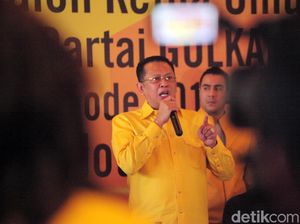Pro-Bamsoet Kritik Syarat Dukungan Caketum Golkar: Airlangga Mendadak Amnesia