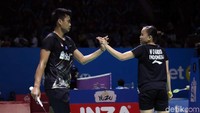 Di babak 16 besar turnamen Indonesia Open 2019, ganda campuran Indonesia Tontowi Ahmad/Winny Oktavina Kandow menghadapi ganda campuran Thailand Nipitphon Phuangphuapet/Savitree Amitrapai.