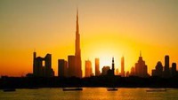 Ini dia gedung yang paling tinggi diantara semua gedung di dunia, Burj Khalifa tetap di urutan yang sama sejak selesai di bangun pada tahun 2010. Memiliki 160 lantai dan dengan ketinggian mencapai 2.716,5 kaki. Istimewa/Dok. www.usnews.com.