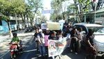 Foto: Ramai-ramai Menolak Penutupan Pulau Komodo
