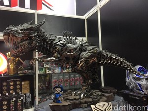 Wow! Ada Action Figure Seharga Rp 40 Juta Mejeng di JIExpo