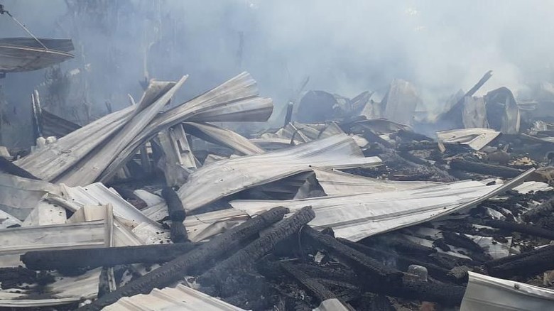 8 Rumah Terbakar di Sumbawa Barat, 1 Orang Tewas 8 Rumah Terbakar di Sumbawa Barat, 1 Orang Tewas