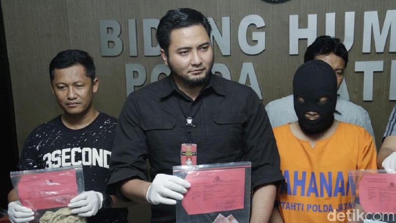 Gelar Pesta Seks Party Happy Sex, Ini Pengakuan Mengejutkan Sang Guru Gelar Pesta Seks Party Happy Sex, Ini Pengakuan Mengejutkan Sang Guru