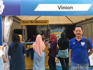Sambil Nonton Indonesia Open, Singgah di Kedai Susu Milik Kevin Yuk!