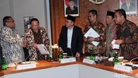 Agenda tersebut diantaranya, agenda sidang tahunan MPR RI dalam rangka penyampaian pidato presiden terkait RAPBN 2020. Lalu, MPR akan menggelar akan peringatan hari konstitusi pada 18 Agustus 2019. Selanjutnya agenda terkait peringatan hari ulang tahun MPR yang ke-74 pada 29 Agustus mendatang, dan agenda terakhir yaitu sidang MPR akhir masa jabatan 2014-2019 yang akan digelar pada 27 September 2019 mendatang.