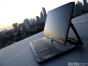 Acer Predator Triton 900, Besar, Unik, dan Kencang