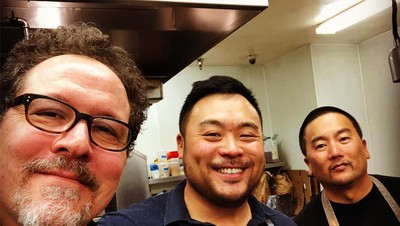 Sutradarai Live-Action The Lion King, Jon Favreau Doyan Makan dan Masak Steak