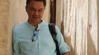 Inilah sosok Dino Patti Djalal yang lahir di Belgrade, Yugoslavia pada 10 September 1965. Ia pernah menjabat sebagai Wakil Menteri Luar Negeri Indonesia dari 14 Juli 2014 hingga 20 Oktober 2014. Foto: Instagram dinopattidjalal