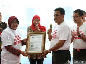 Gubernur Khofifah Apresiasi Upaya Kejati Selamatkan Aset Milik Pemkot