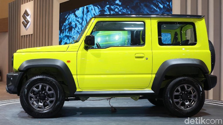 Suzuki jimny Foto: Ari Saputra Suzuki jimny Foto: Ari Saputra