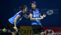 Pasangan Indonesia menyudahi set kedua dengan skor 21-18 dan memaksa pertandingan berlanjut rubber game. 
