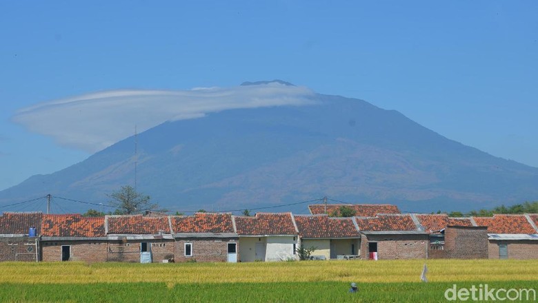 88 Foto Penampakan Di Gunung Rinjani Gratis Terbaru