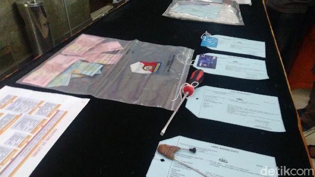 Polisi Tembak 6 Pelaku Bobol ATM di Ciamis