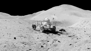 Selama rentang waktu separuh abad itu, total ada 12 astronot NASA yang sudah menginjakkan kaki di Bulan. Foto: NASA