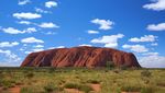 Detik-detik Pendakian Gunung Uluru Australia Tutup Permanen