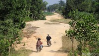 Tak banyak warga yang terlihat beraktivitas di area sekitar Mesuji Register 45, Lampung, pascabentrok antarwarga yang terjadi pada Rabu (17/7/2019) lalu.