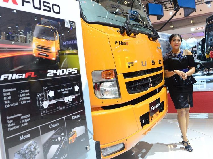 Raja Truk Luncurkan Mitsubishi Fuso Fighter di GIIAS 2019