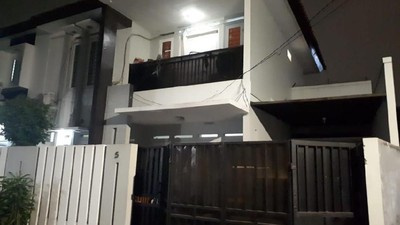 Rumah Putih Saksi Bisu Penangkapan Nunung karena Sabu
