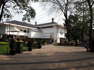 9 Destinasi Wisata Kota Bandung, Semuanya Gratisss!