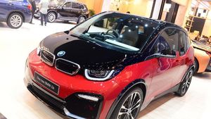 Mobil Listrik Perkotaan BMW i3s