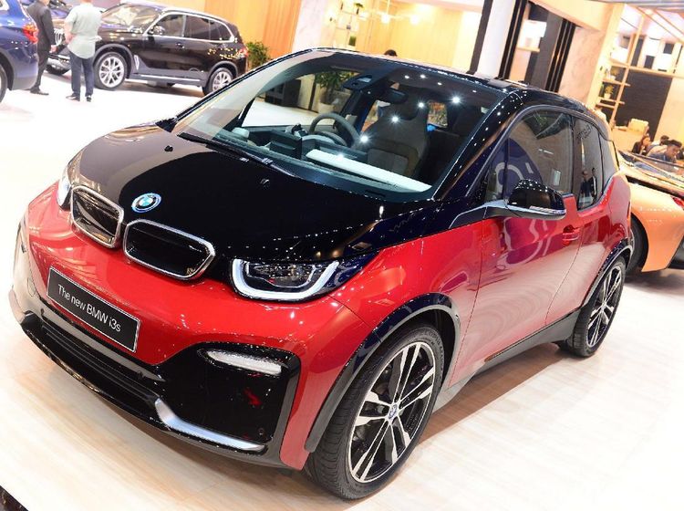 Mobil Listrik Perkotaan BMW i3s