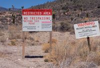Larangan memasuki Area 51 (The Sun)