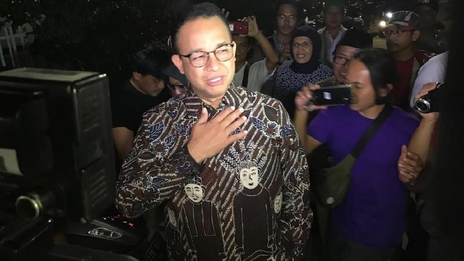 Sedihnya Anies Orang Miskin di Jakarta Harus Beli Air Rp 600.000/Bulan