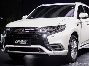Wow, Outlander PHEV Bakal Jadi Armada Palang Merah Indonesia