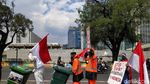 Demo Tolak Impor Sampah di Depan Dubes AS