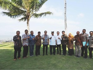 Bupati Pamekasan Bahas KEK dengan Darmin Nasution