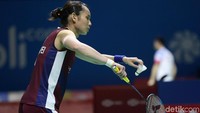 Tai Tzu Ying sukses menutup gim pertama dengan meraih kemenangan 21-18 dari Ratchanok Intanon.