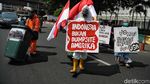 Demo Tolak Impor Sampah di Depan Dubes AS