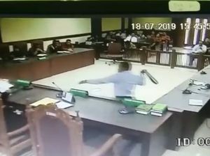 Ini Alasan Polisi Tahan Pengacara Tomy Winata yang Pukul Hakim